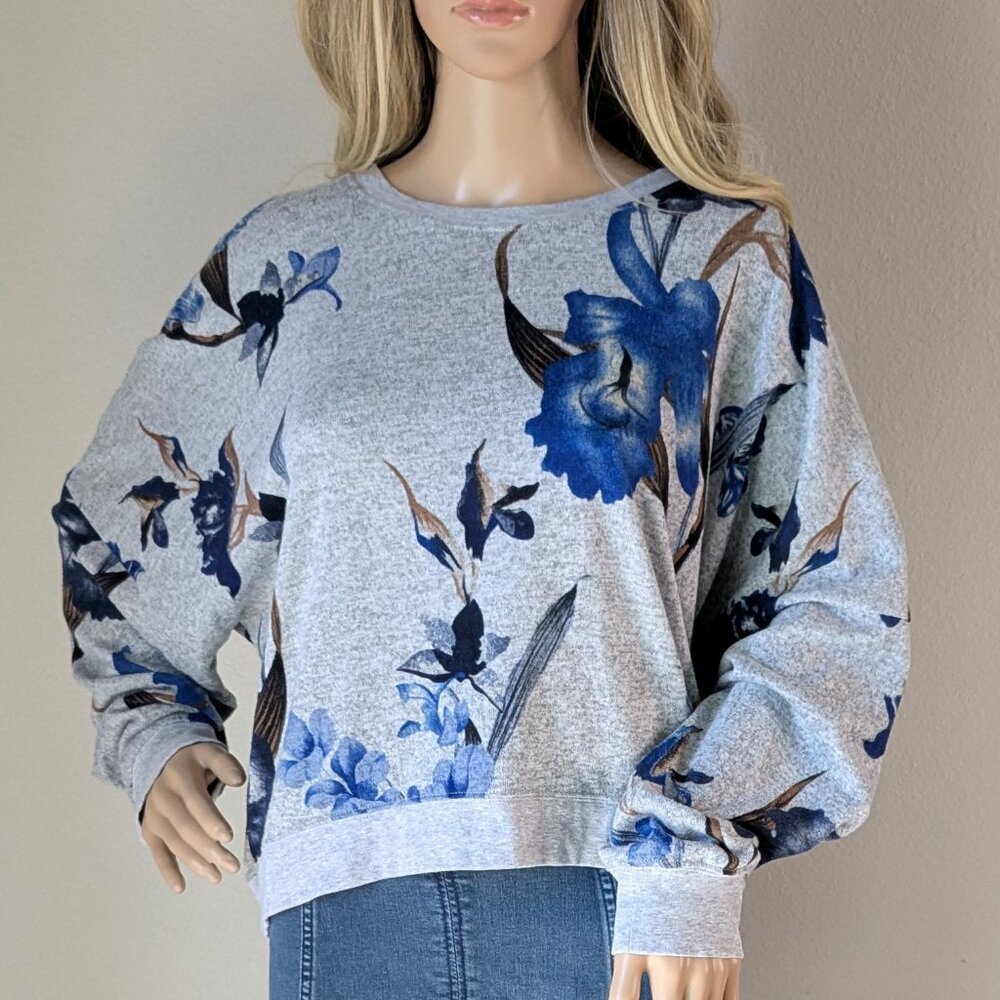 ZYIA Active Top Women's XXL Blue Gray Floral Cropped Pullover Dolman Sweatshirt